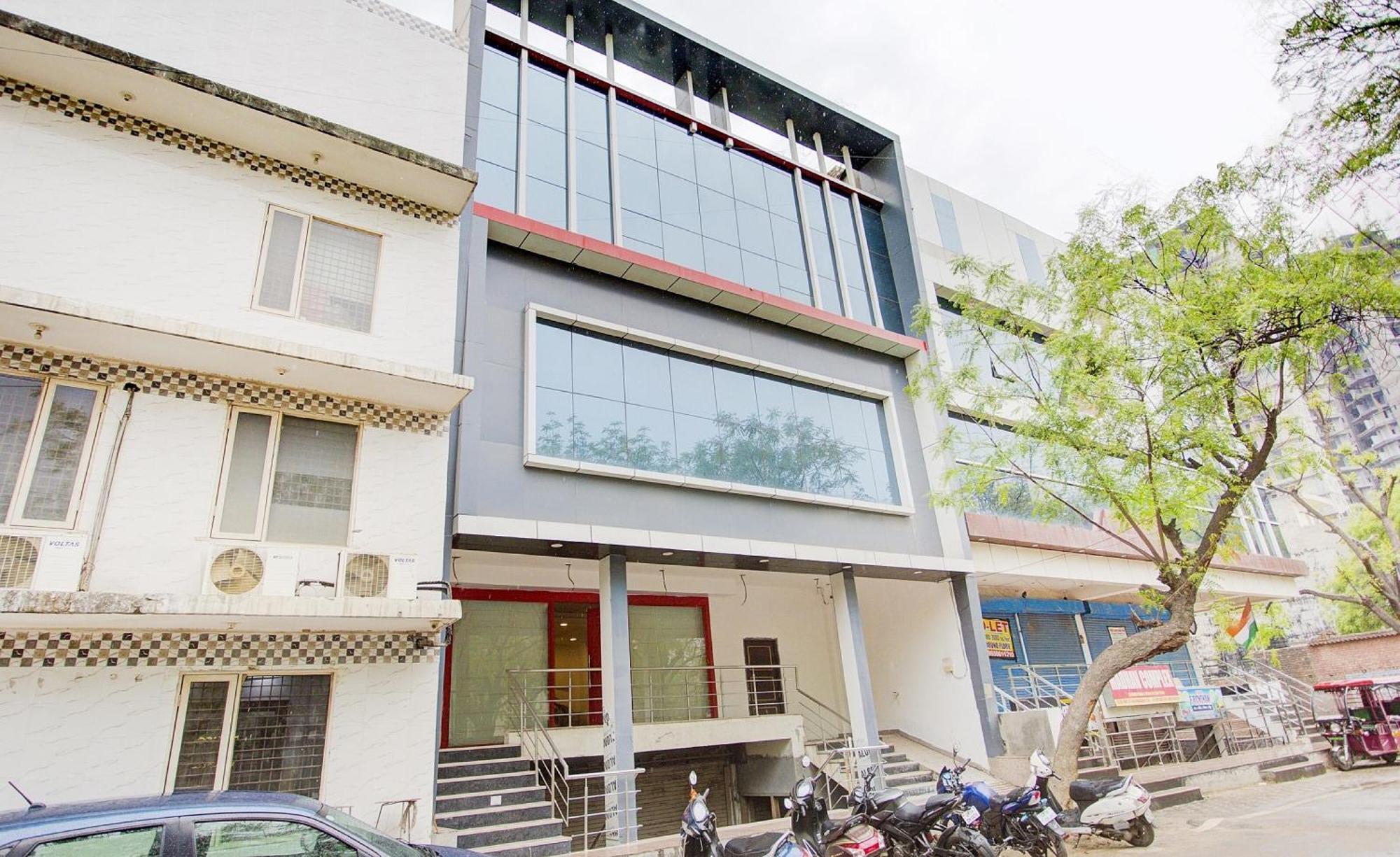 Townhouse Townhouse Atal Chowk Indirapuram Ghaziabad Exterior photo